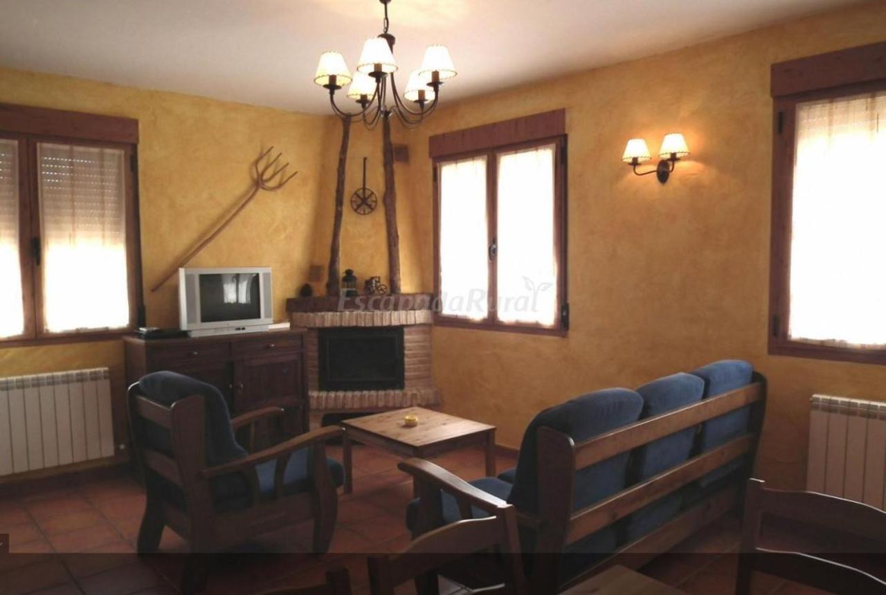Casas Rurales Mi Reja A Santa Maria de Riaza エクステリア 写真